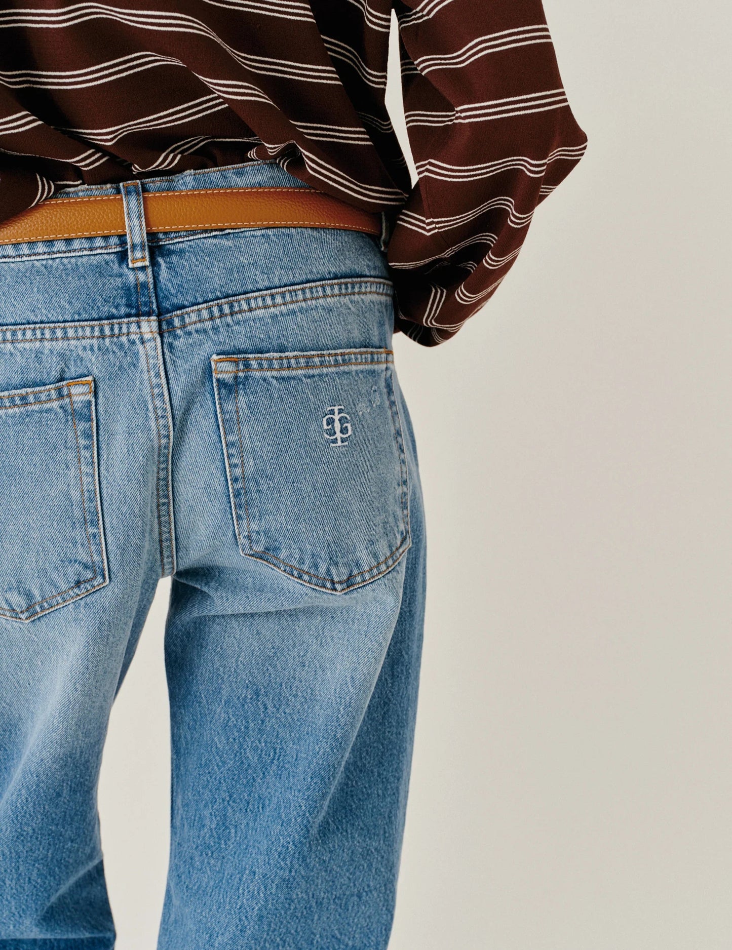 The Garment - Jeans - Darcy Distressed Jeans