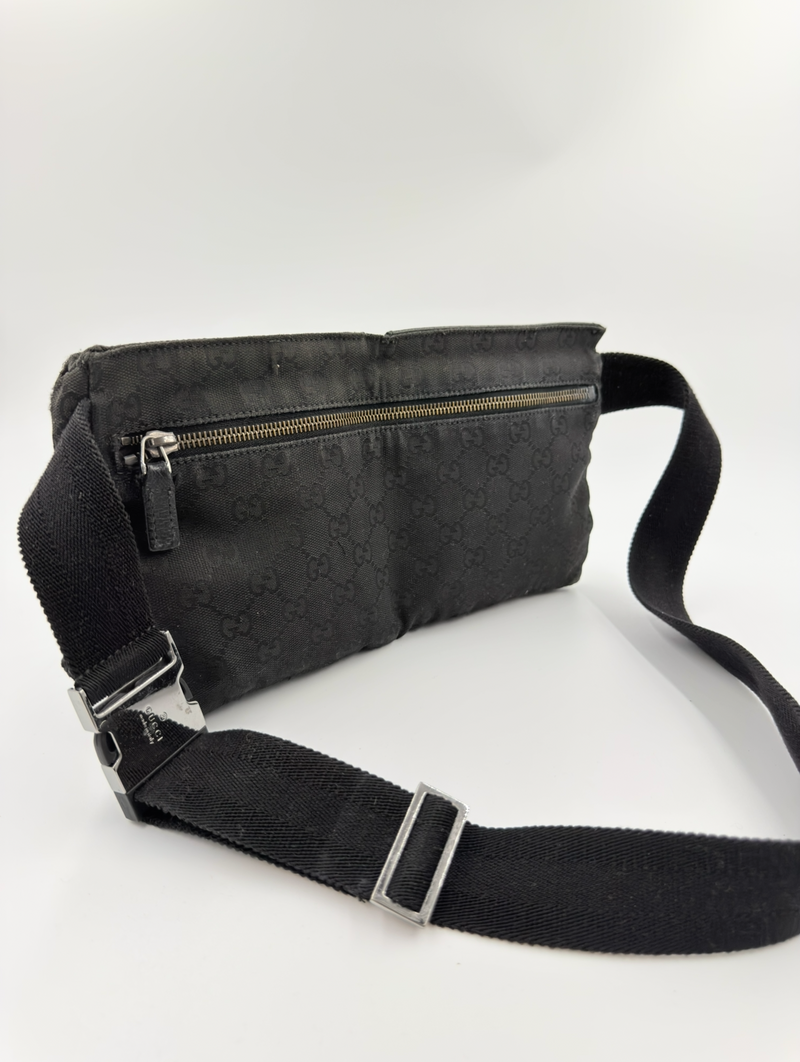 Gucci - Sort - GG canvas bæltetaske -  Secondhand