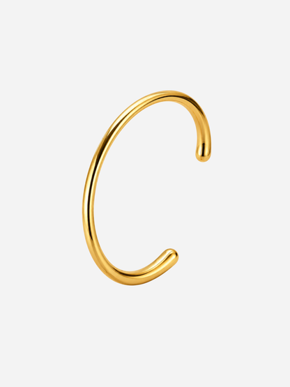 Guldfarvet armbånd fra Andcopenhagen Jewelry, model Isolde, enkelt og elegant design.