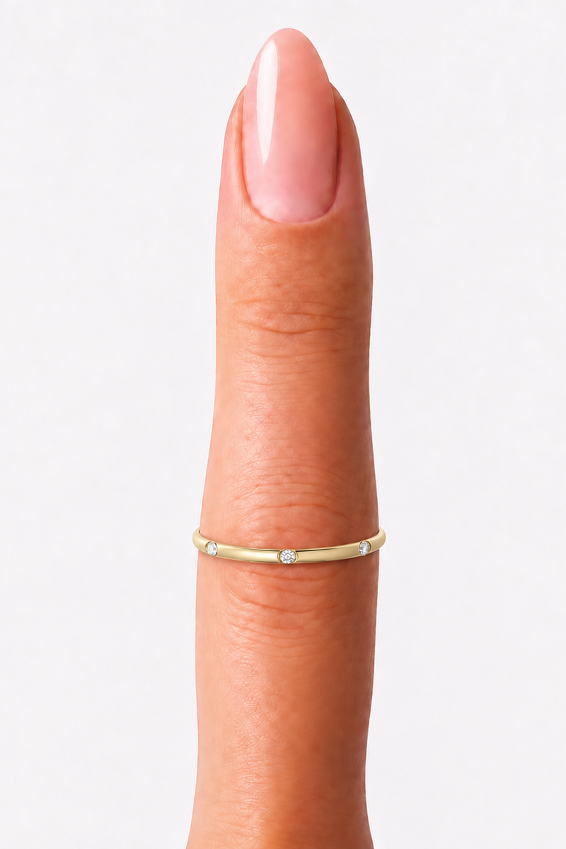Andcopenhagen Jewelry Ring i 8 karat guldbelagt 925 sterlingsølv model Colorado packshot på finger