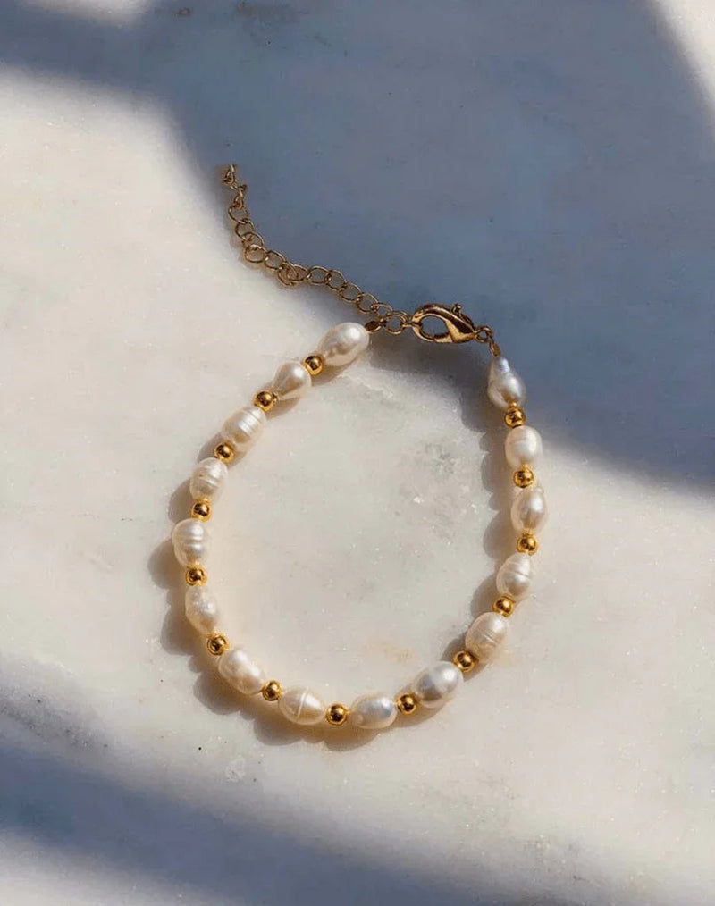 Andcopenhagen Jewelry - Armbånd - 18 karat guldbelagt messing - Early Pearly perle