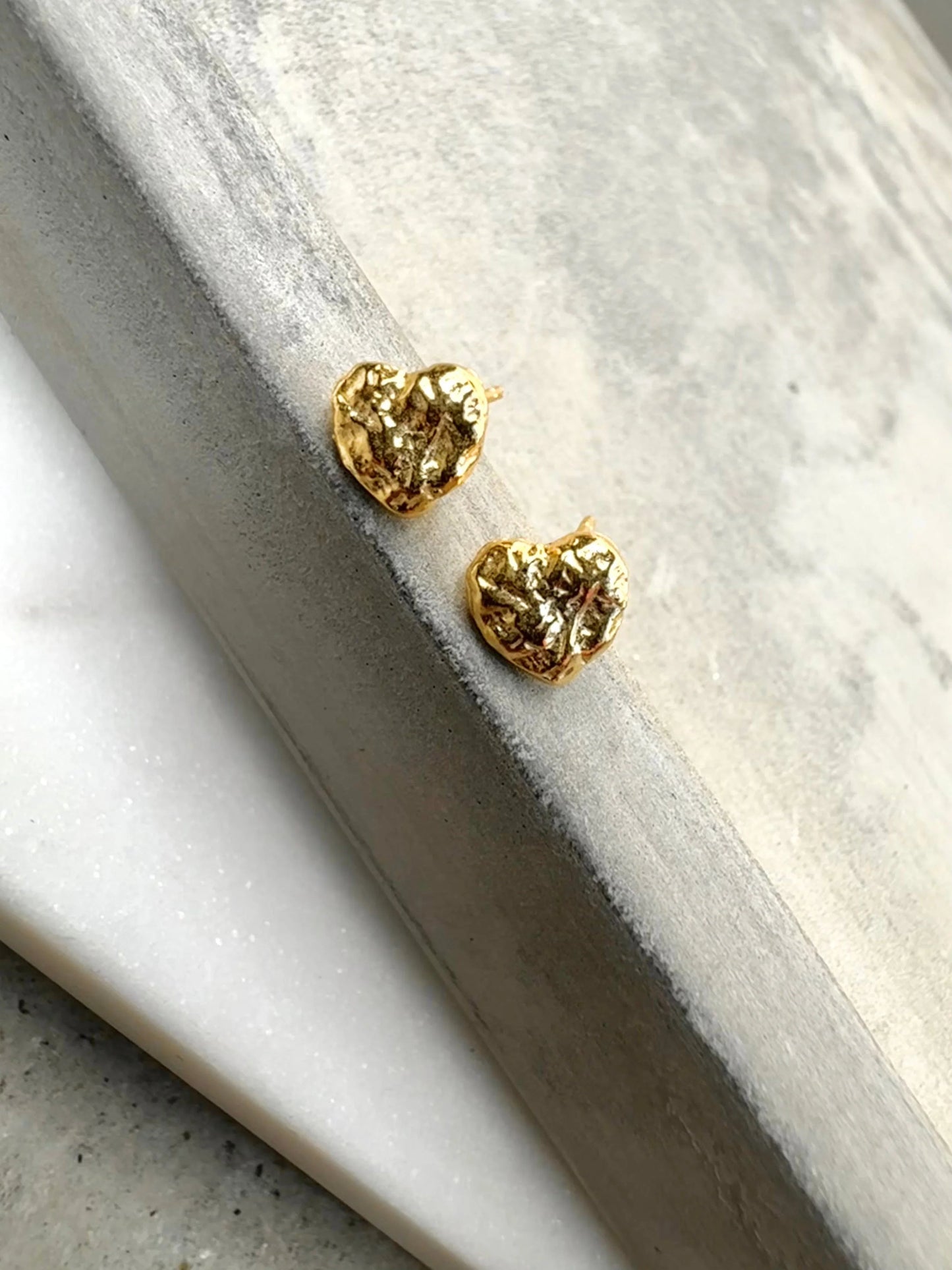 Andcopenhagen Jewelry - Øreringe studs - 18 karat guldbelagt 925 sterlingsølv - Hjerte