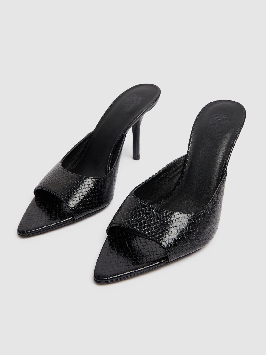 Gia Borghini - Stillet - Black - Perni