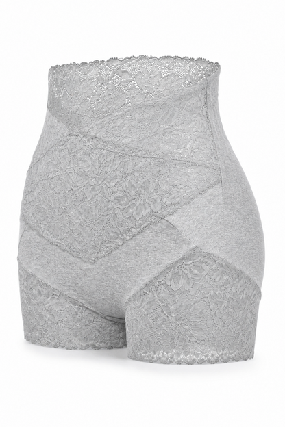 Grå shapewear fra Andcopenhagen Basics, model Fenja, med blonde detaljer og høj talje.
