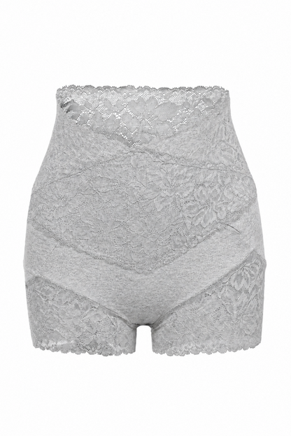 Grå shapewear fra Andcopenhagen Basics, model Fenja, med blonde og høj talje.