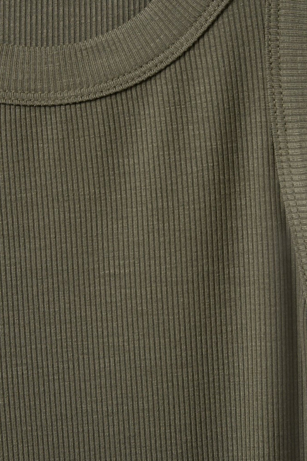 Sofie Schnoor - Top - Army Green - Jullie