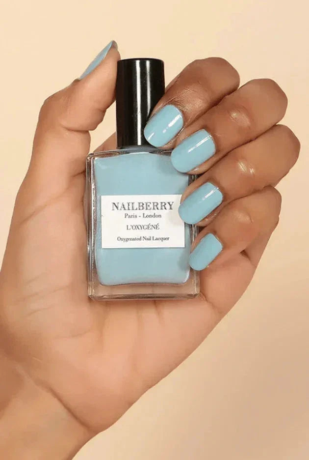 Nailberry beauty Pastel blå neglelak - Charleston - Nailberry sss