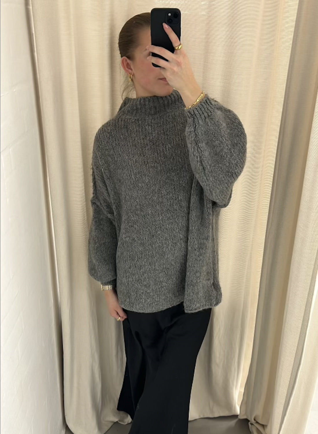 The Collection Oversized Knit Grey